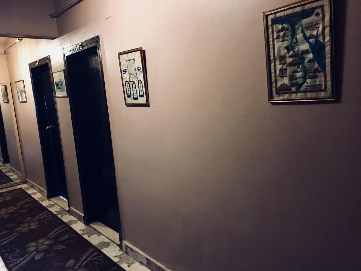 Wake Up! Cairo Hostel Exterior photo